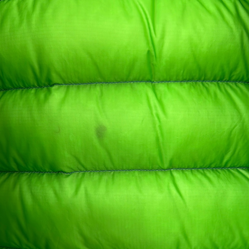 Blue and Green Puffer Jacket with Quilted Design and Attached Hood - Picture 10 of 10
